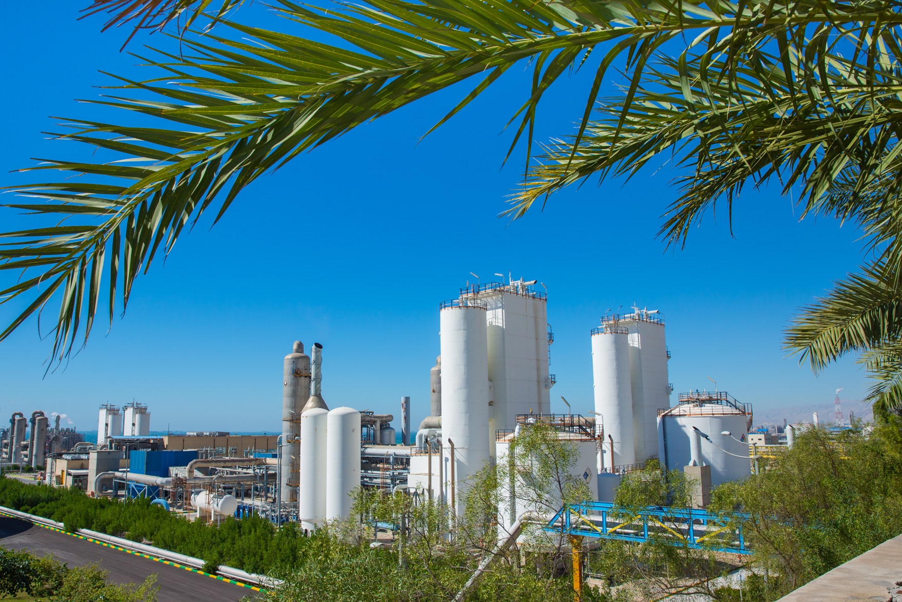 بازدید دانشجویان ارشد و دکتری دانشگاههای معتبر کشور از شرکت مبین انرژی خلیج فارس